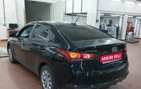 Hyundai Solaris II рестайлинг, 2021 год, 1 547 000 рублей, 3 фотография