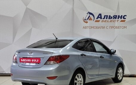 Hyundai Solaris II рестайлинг, 2012 год, 900 000 рублей, 3 фотография