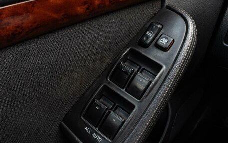 Toyota Avensis III рестайлинг, 2005 год, 949 000 рублей, 12 фотография