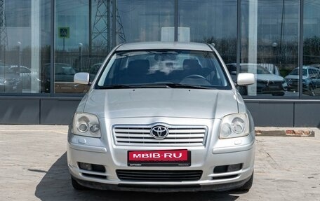 Toyota Avensis III рестайлинг, 2005 год, 949 000 рублей, 3 фотография