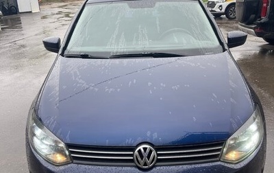 Volkswagen Polo VI (EU Market), 2013 год, 750 000 рублей, 1 фотография