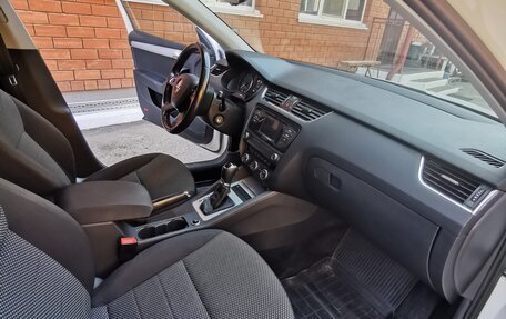 Skoda Octavia, 2015 год, 1 360 000 рублей, 15 фотография