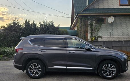 Hyundai Santa Fe IV, 2019 год, 2 300 000 рублей, 4 фотография