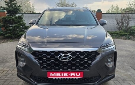 Hyundai Santa Fe IV, 2019 год, 2 300 000 рублей, 2 фотография