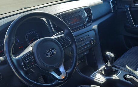 KIA Sportage IV рестайлинг, 2017 год, 1 700 000 рублей, 4 фотография