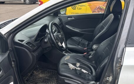 Hyundai Solaris II рестайлинг, 2015 год, 425 000 рублей, 14 фотография