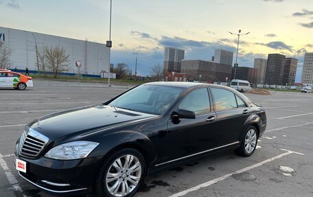 Mercedes-Benz S-Класс, 2009 год, 1 300 000 рублей, 4 фотография