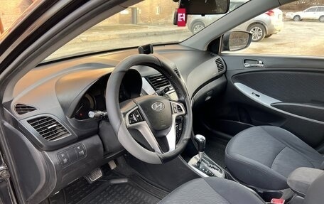Hyundai Solaris II рестайлинг, 2011 год, 930 000 рублей, 9 фотография