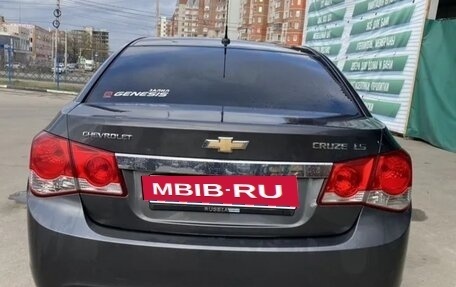 Chevrolet Cruze II, 2012 год, 700 000 рублей, 6 фотография