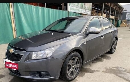 Chevrolet Cruze II, 2012 год, 700 000 рублей, 2 фотография