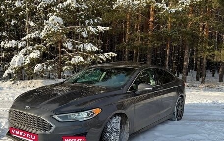 Ford Fusion (North America) II, 2018 год, 1 780 000 рублей, 4 фотография