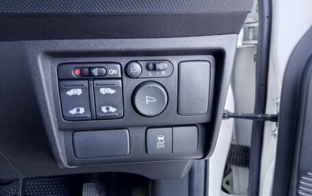 Honda Freed I, 2011 год, 1 390 000 рублей, 20 фотография