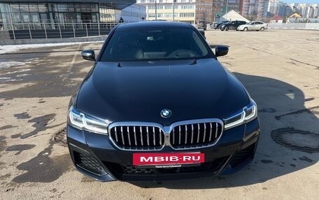 BMW 5 серия, 2021 год, 6 500 000 рублей, 4 фотография