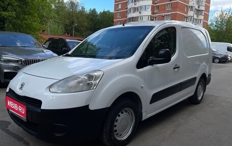 Peugeot Partner II рестайлинг 2, 2012 год, 599 999 рублей, 3 фотография