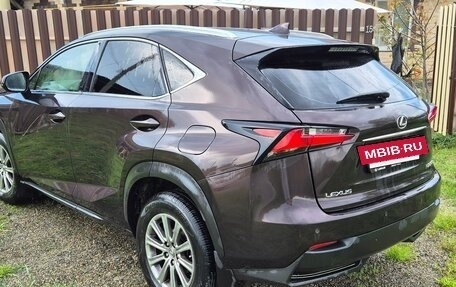 Lexus NX I, 2015 год, 2 500 000 рублей, 4 фотография