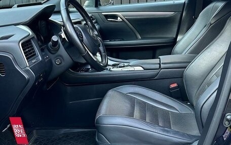 Lexus RX IV рестайлинг, 2018 год, 4 400 000 рублей, 6 фотография