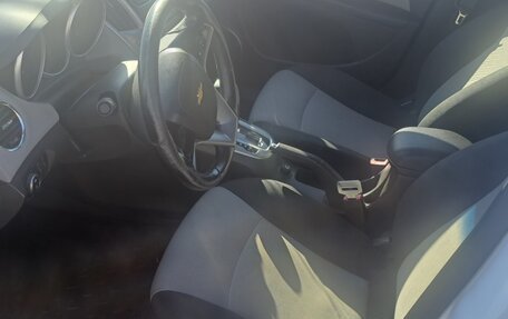 Chevrolet Cruze II, 2013 год, 840 000 рублей, 4 фотография