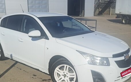 Chevrolet Cruze II, 2013 год, 840 000 рублей, 2 фотография