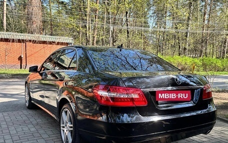 Mercedes-Benz E-Класс, 2012 год, 1 380 000 рублей, 5 фотография
