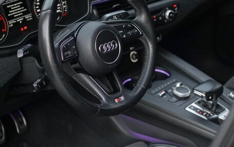 Audi A4, 2017 год, 2 900 000 рублей, 14 фотография