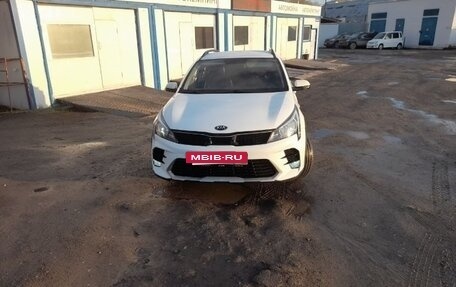 KIA Rio IV, 2020 год, 1 300 000 рублей, 2 фотография