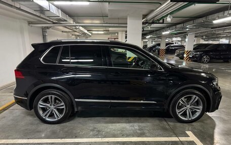 Volkswagen Tiguan II, 2018 год, 3 100 000 рублей, 2 фотография