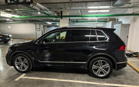 Volkswagen Tiguan II, 2018 год, 3 100 000 рублей, 4 фотография