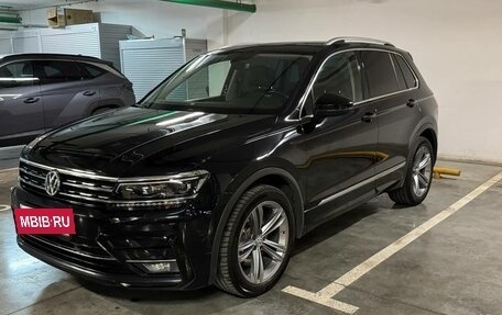 Volkswagen Tiguan II, 2018 год, 3 100 000 рублей, 3 фотография