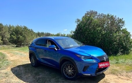 Lexus NX I, 2018 год, 2 600 000 рублей, 10 фотография