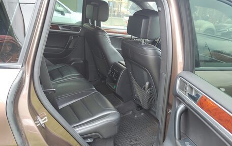Volkswagen Touareg III, 2011 год, 2 100 000 рублей, 13 фотография