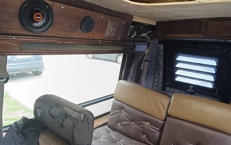 GMC Vandura, 1992 год, 1 450 000 рублей, 25 фотография