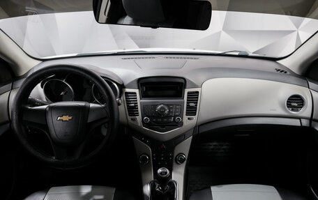 Chevrolet Cruze II, 2011 год, 726 000 рублей, 11 фотография