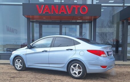 Hyundai Solaris II рестайлинг, 2012 год, 740 000 рублей, 8 фотография