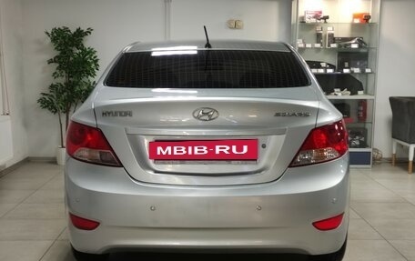 Hyundai Solaris II рестайлинг, 2012 год, 890 000 рублей, 4 фотография