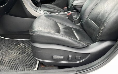 Hyundai Avante, 2012 год, 920 000 рублей, 10 фотография