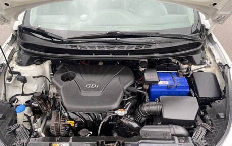 Hyundai Avante, 2012 год, 920 000 рублей, 13 фотография