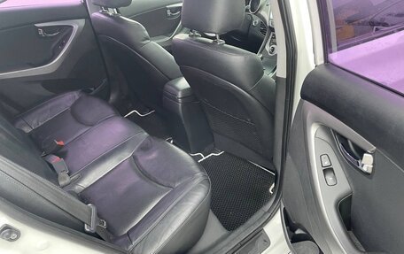 Hyundai Avante, 2012 год, 920 000 рублей, 11 фотография