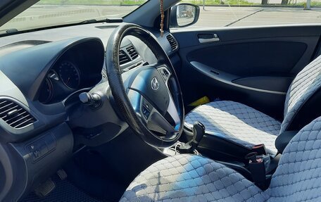 Hyundai Solaris II рестайлинг, 2015 год, 1 170 000 рублей, 9 фотография