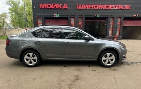 Skoda Octavia, 2018 год, 2 080 000 рублей, 13 фотография