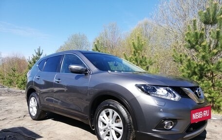 Nissan X-Trail, 2016 год, 1 975 000 рублей, 2 фотография