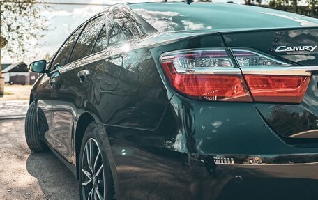 Toyota Camry, 2017 год, 2 700 000 рублей, 3 фотография