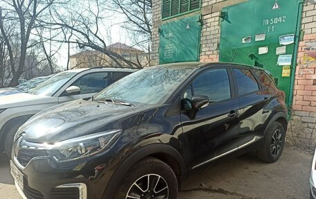Renault Kaptur I рестайлинг, 2020 год, 1 650 000 рублей, 6 фотография