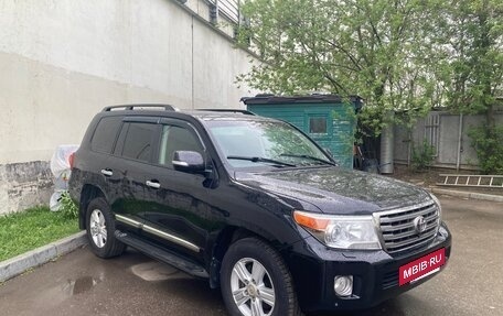 Toyota Land Cruiser 200, 2014 год, 4 250 000 рублей, 7 фотография