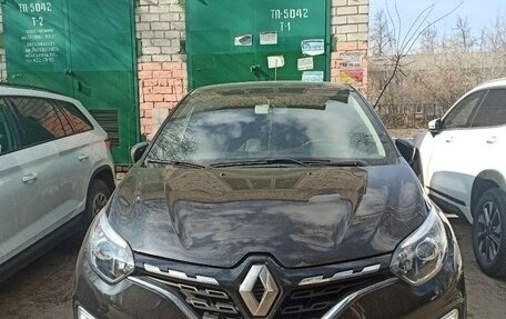 Renault Kaptur I рестайлинг, 2020 год, 1 650 000 рублей, 4 фотография