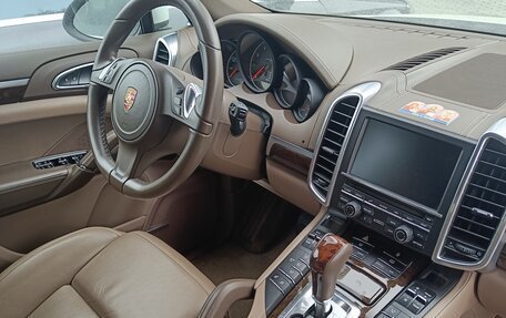 Porsche Cayenne III, 2012 год, 3 990 000 рублей, 12 фотография