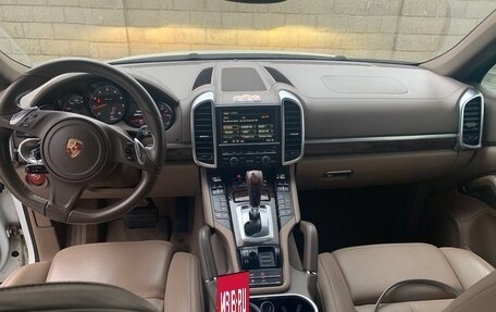 Porsche Cayenne III, 2012 год, 3 990 000 рублей, 7 фотография