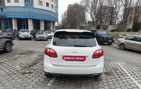 Porsche Cayenne III, 2012 год, 3 990 000 рублей, 16 фотография