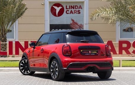 MINI Countryman II (F60), 2022 год, 3 080 000 рублей, 4 фотография