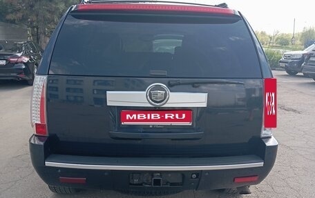 Cadillac Escalade III, 2007 год, 1 300 000 рублей, 1 фотография