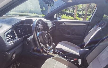 Volkswagen T-Roc I, 2021 год, 1 510 008 рублей, 16 фотография